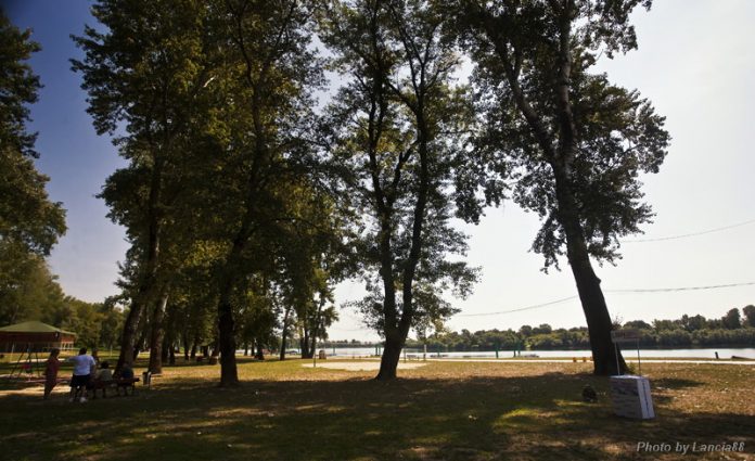 Boljevci nautičko selo