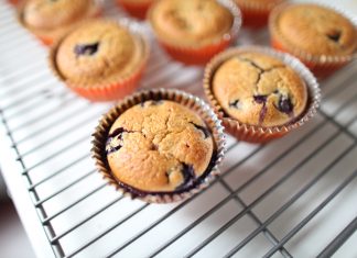 P Knjiga „Zdrave slatke poslastice“ – novo! organska basta